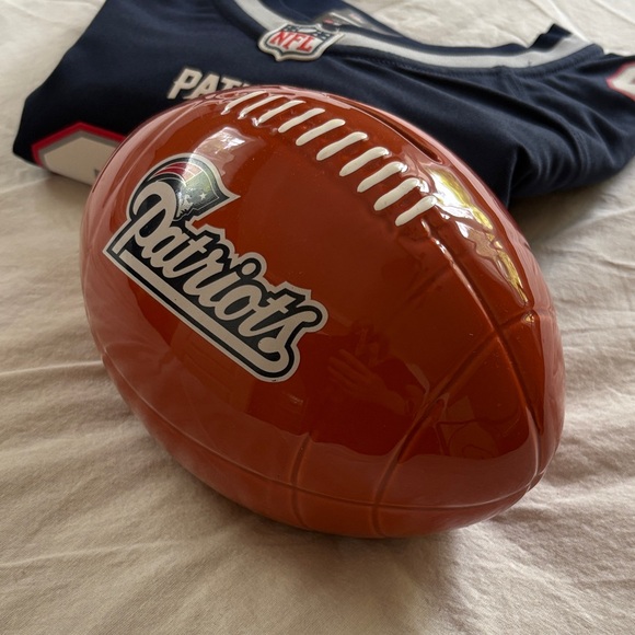 New England Patriots Ceramic Bank - Picture 1 of 5